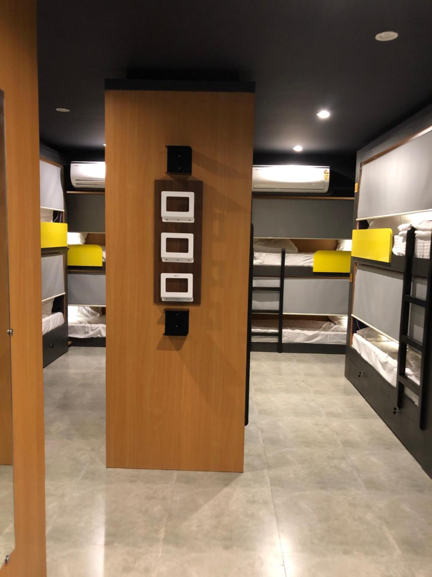 Stay Villa Hostel For Male And Female Mumbai Bagian luar foto