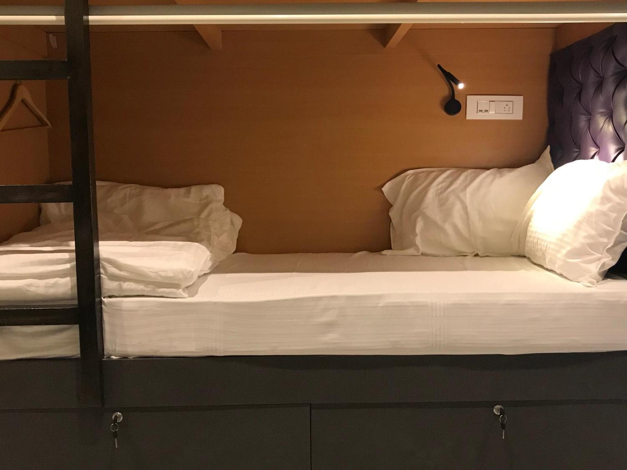 Stay Villa Hostel For Male And Female Mumbai Bagian luar foto