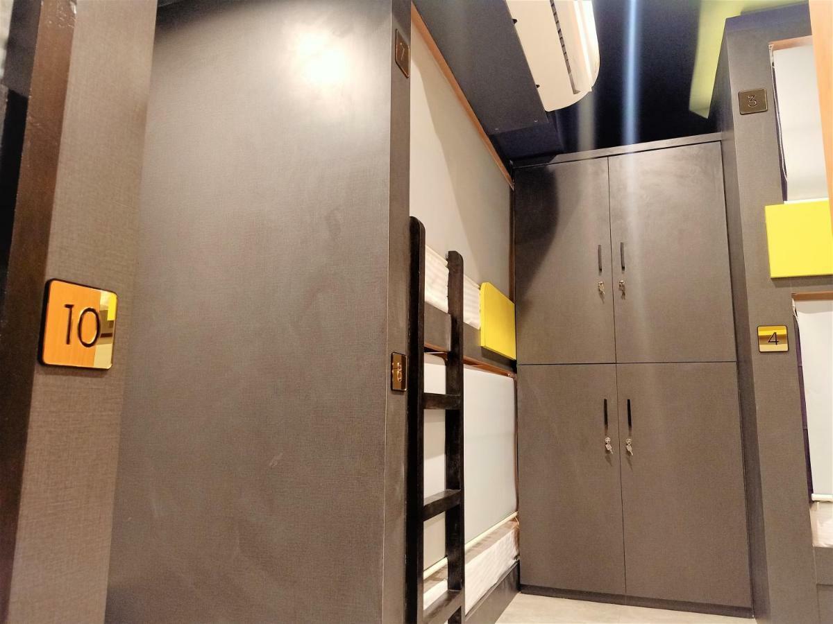 Stay Villa Hostel For Male And Female Mumbai Bagian luar foto