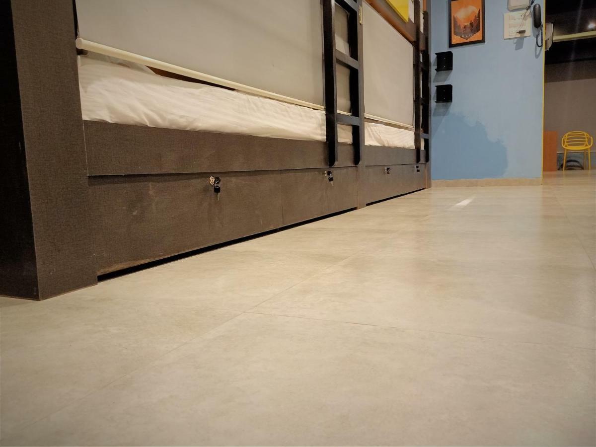 Stay Villa Hostel For Male And Female Mumbai Bagian luar foto