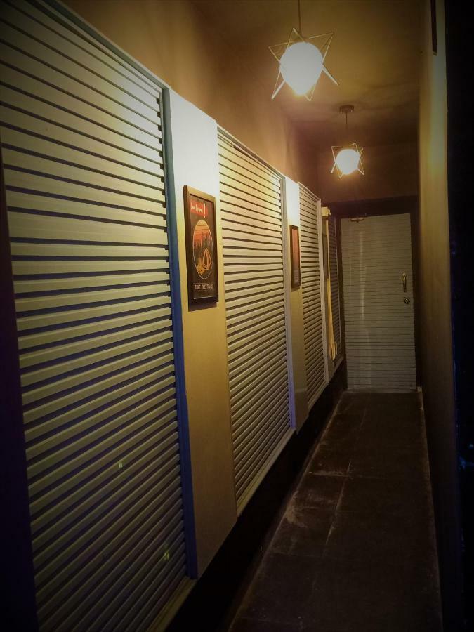 Stay Villa Hostel For Male And Female Mumbai Bagian luar foto